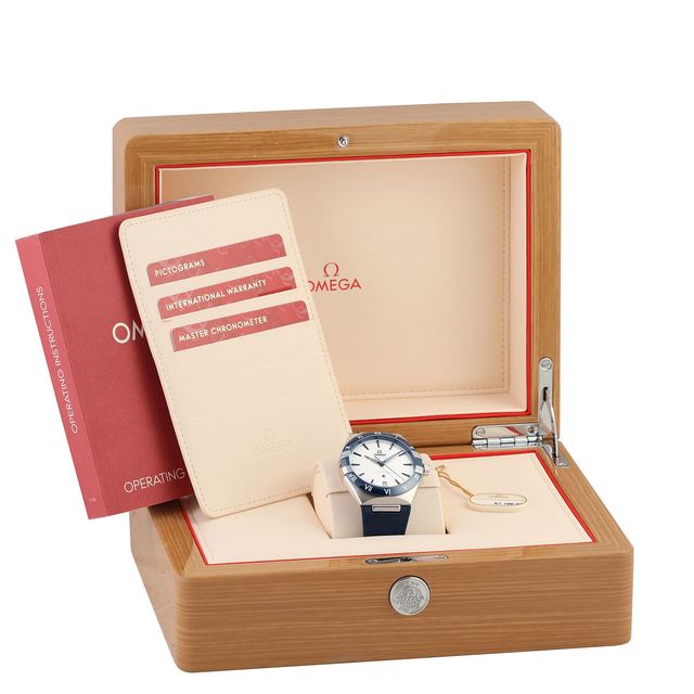 Omega Constellation 131.33.41.21.04.001 Image 5